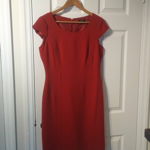 Dress - Picture 2 of 5